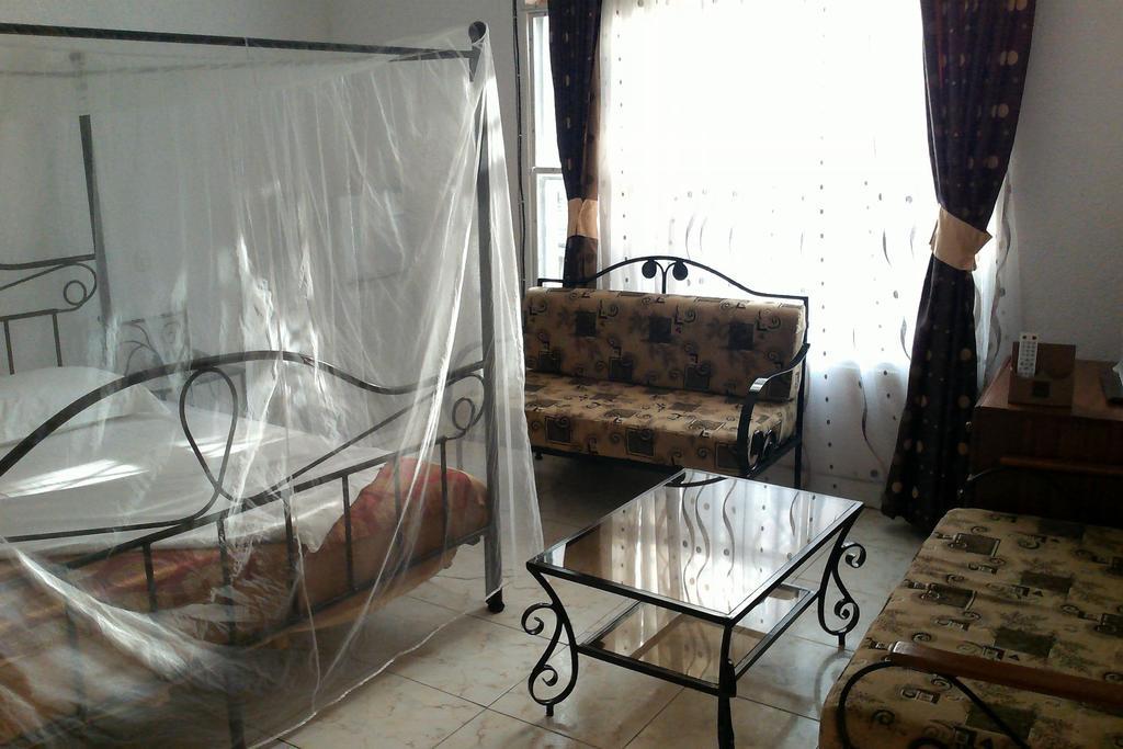 Radius Guest Flats Bed and Breakfast Κιγκάλι Δωμάτιο φωτογραφία